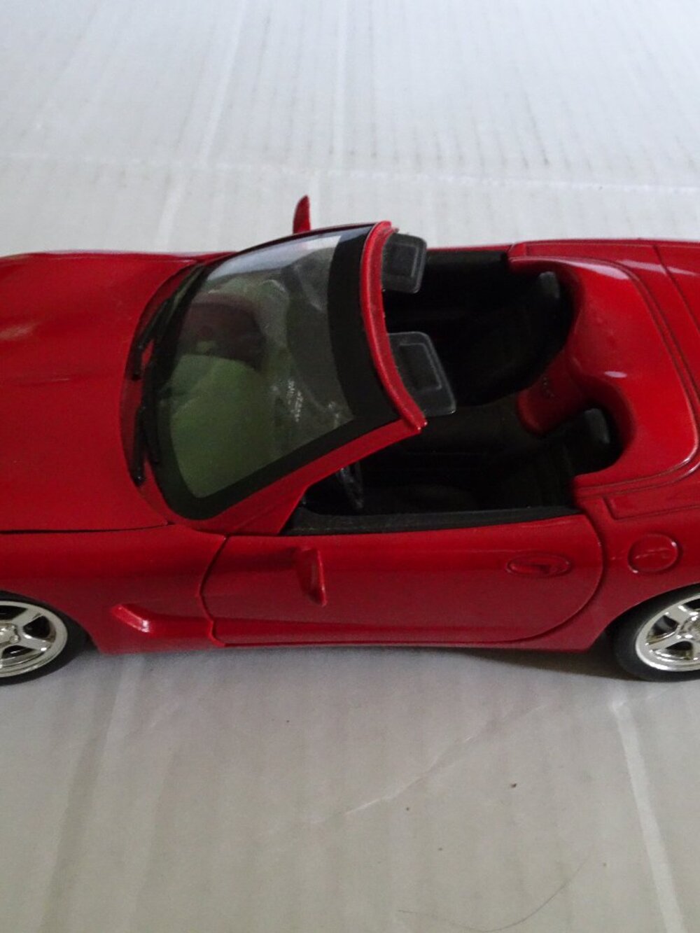 Chevrolet Corvette 1998 Ertl Diecast Model #31969 1/25 Scale XXX Movie 2003